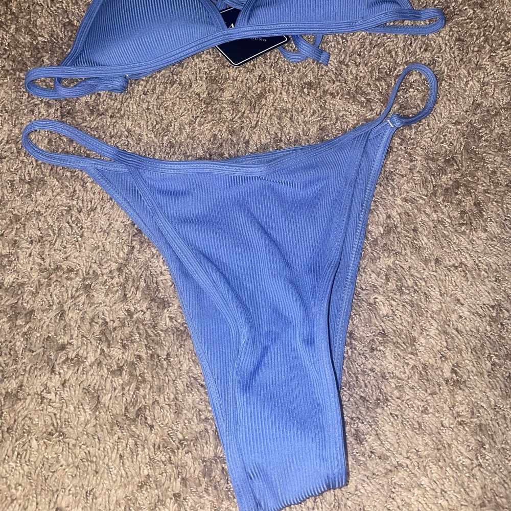 Zaful Ribbed Blue Bikini Set - Picture 2 of 5